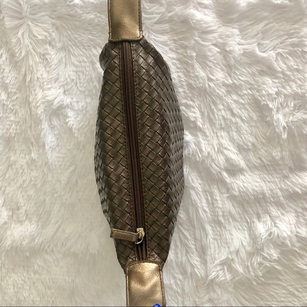Barr + Barr NY Small Clutch - Picture 4 of 7